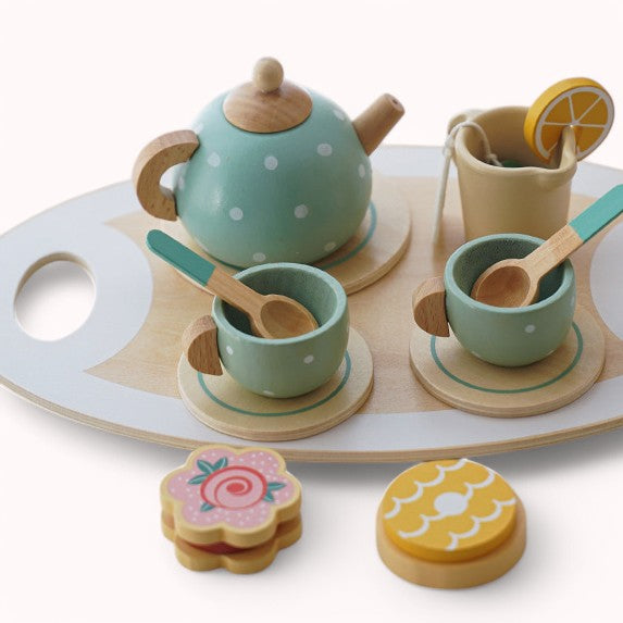 fa_teakeszlet_kiegeszitokkel_szerepjatek_montessori_fejleszto_jatekok_2_eves_gyerekeknek