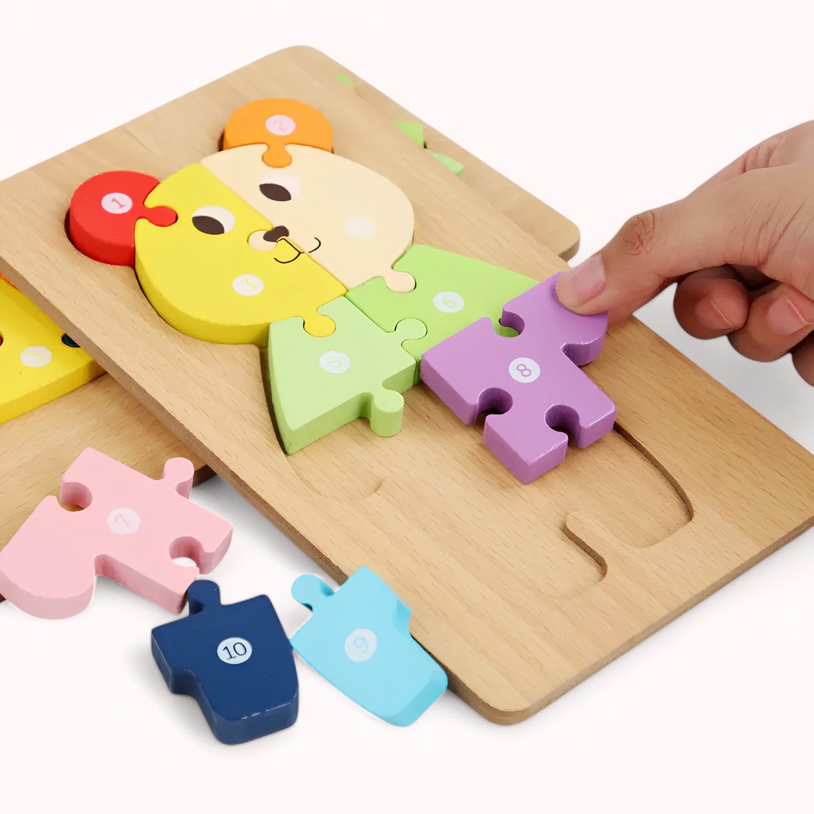 Kezsegfejleszto_nagy_fa_kirako_3D_maria_montessori_allatok_jarmuvek_fejleszto_puzzle_interaktiv_jatekok_3_eveseknek